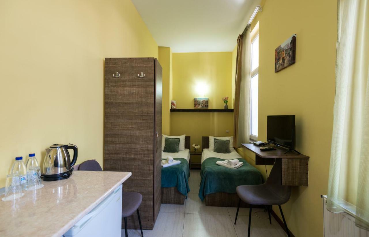 Accent Hotel 第比利斯 外观 照片