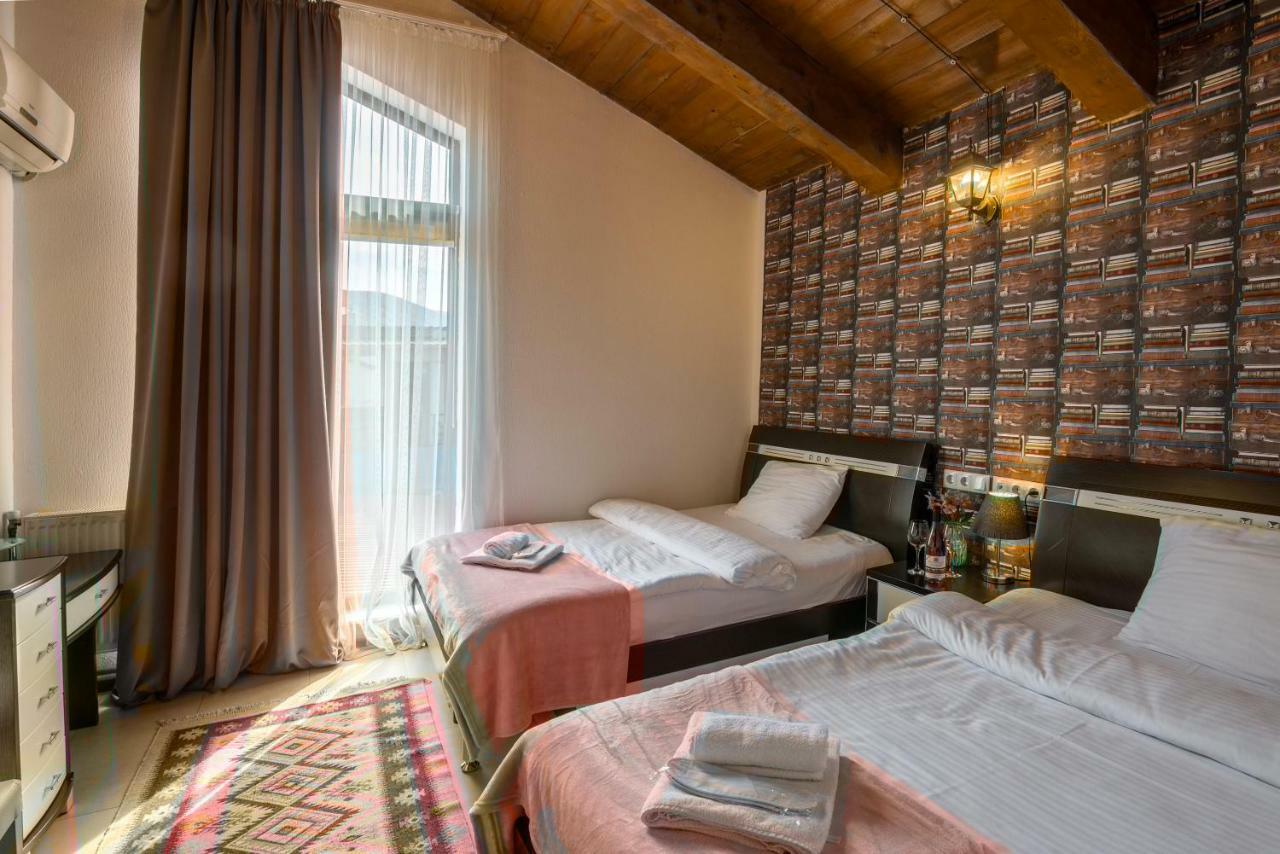 Accent Hotel 第比利斯 外观 照片