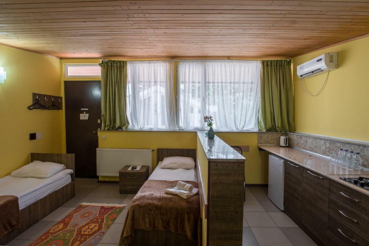 Accent Hotel 第比利斯 外观 照片